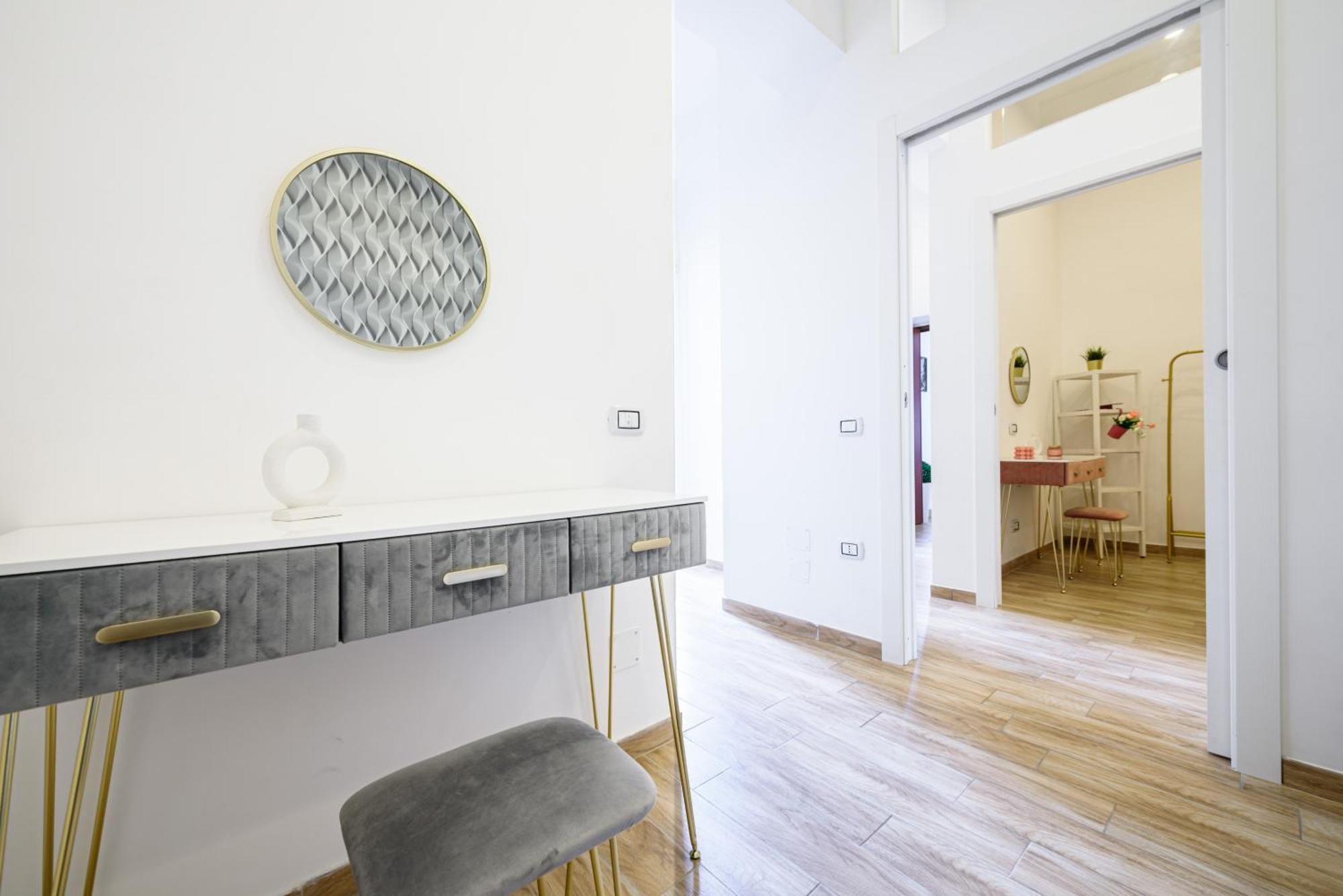 Luxury In Apartment Neapel